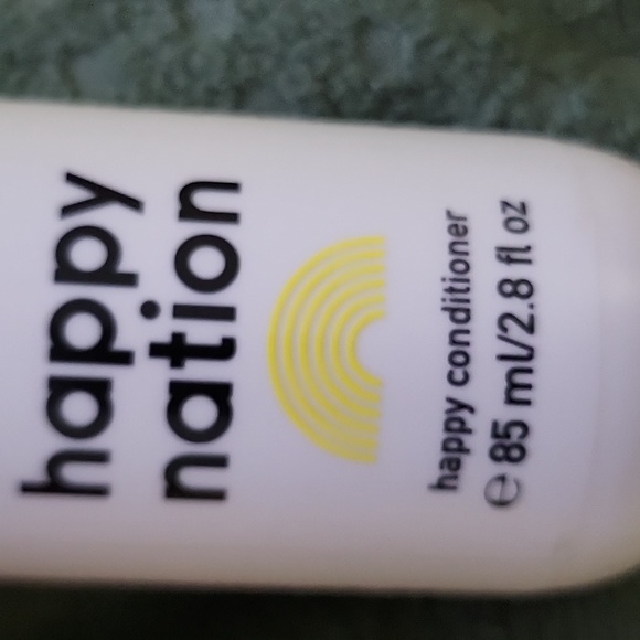 Happy Nation Body Care Life Kit - Picture 6 of 13